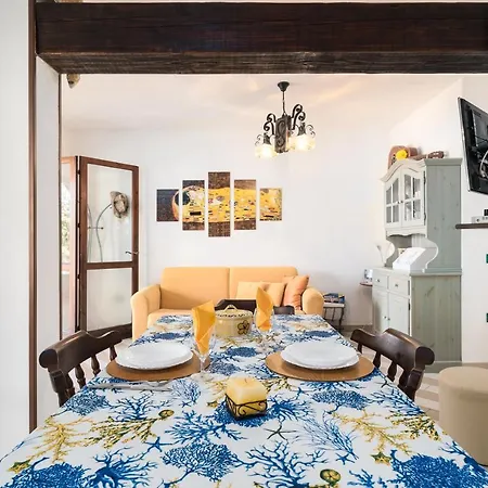Al Mare Da Pepe Holiday home Budoni